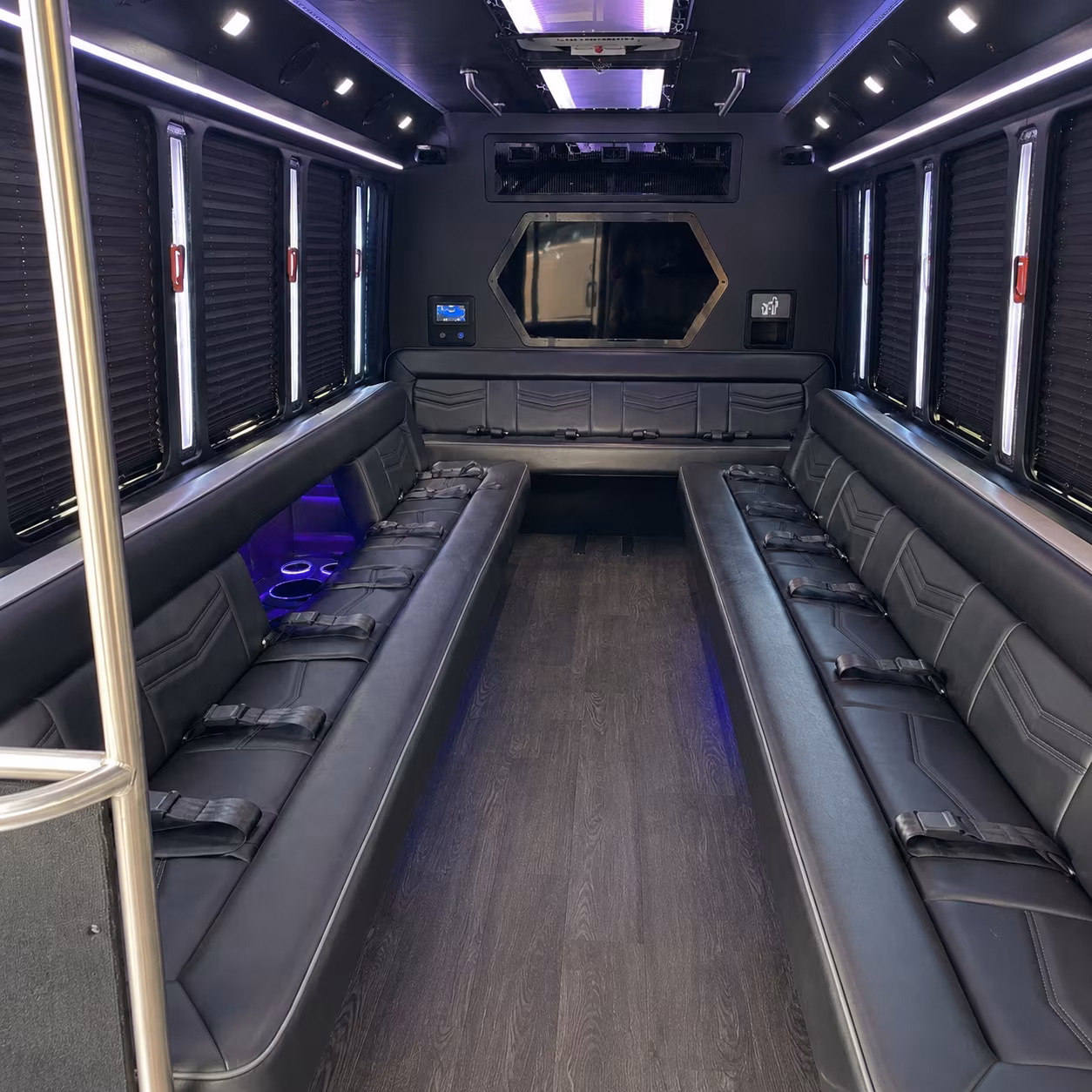 camarillo 18 passenger party bus interior