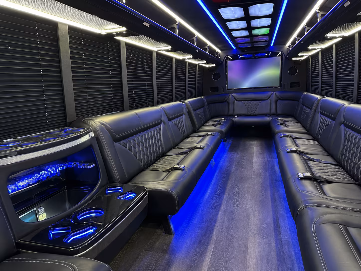 camarillo 20 passenger party bus inside