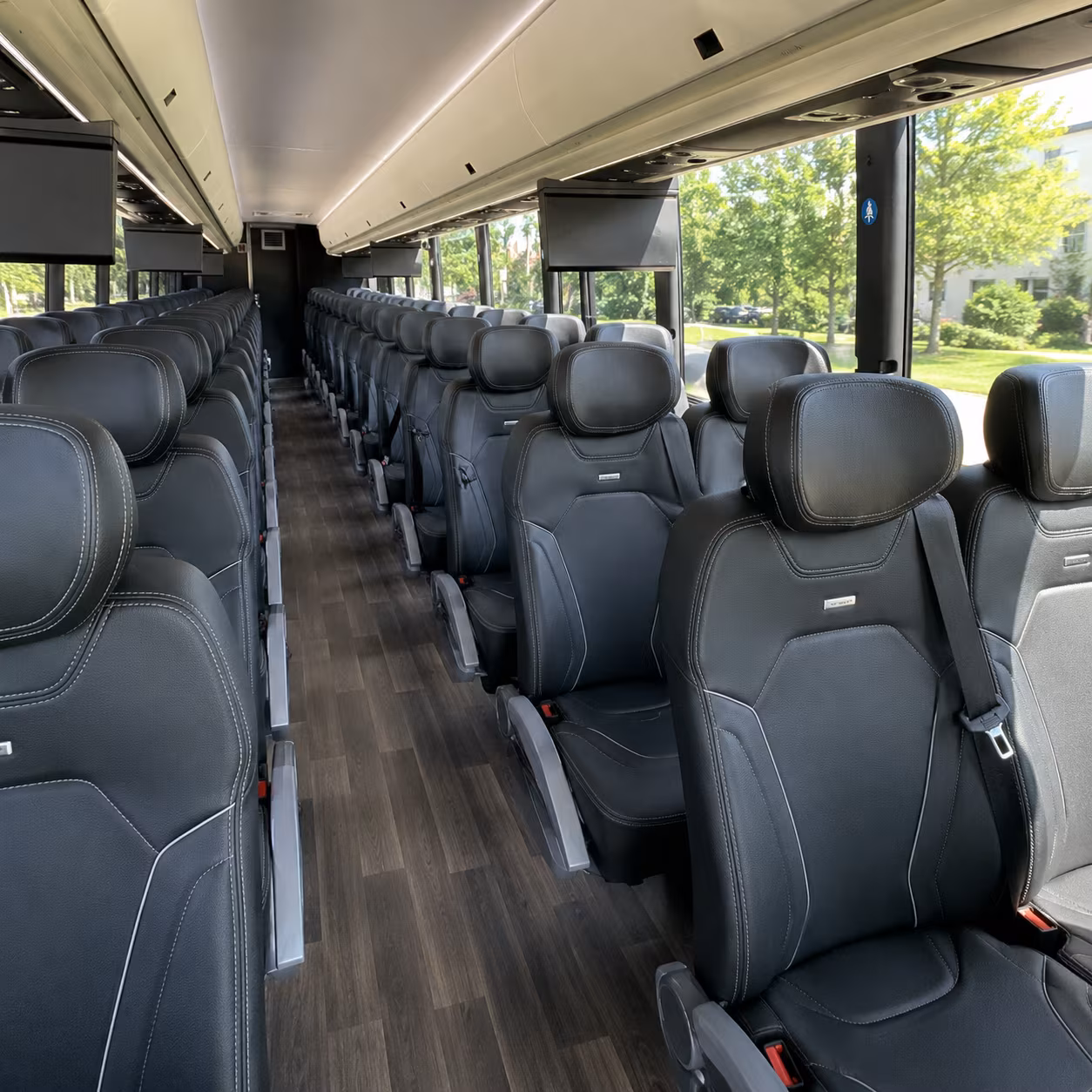 camarillocharterbuscompany com can help with youth group and mission trip transportation