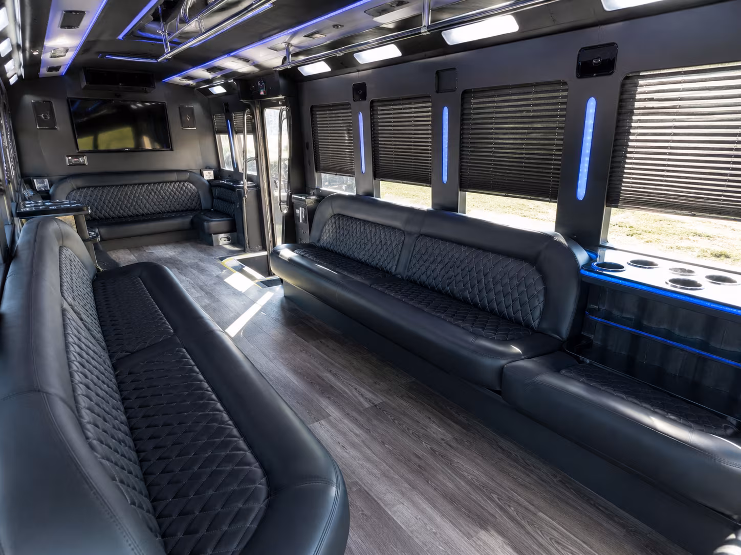 oxnard book the perfect ride with oxnard prom bus rentals