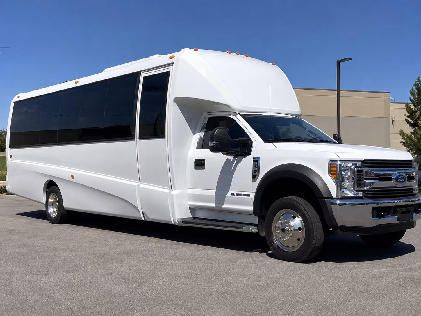oxnard comfortable charter bus rentals for oxnard weddings