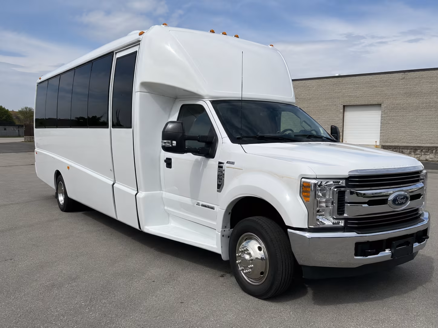 oxnard seamless shuttle service for oxnard sporting events