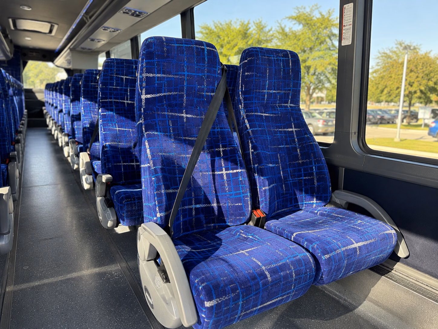 santa clarita business trip bus rentals made easy in santa clarita
