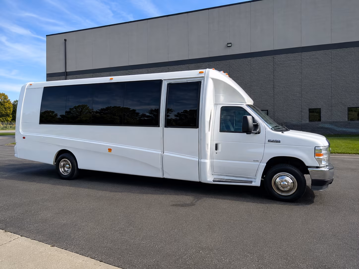 shuttle your team or fan group to pepperdine the rose bowl and ventura county events
