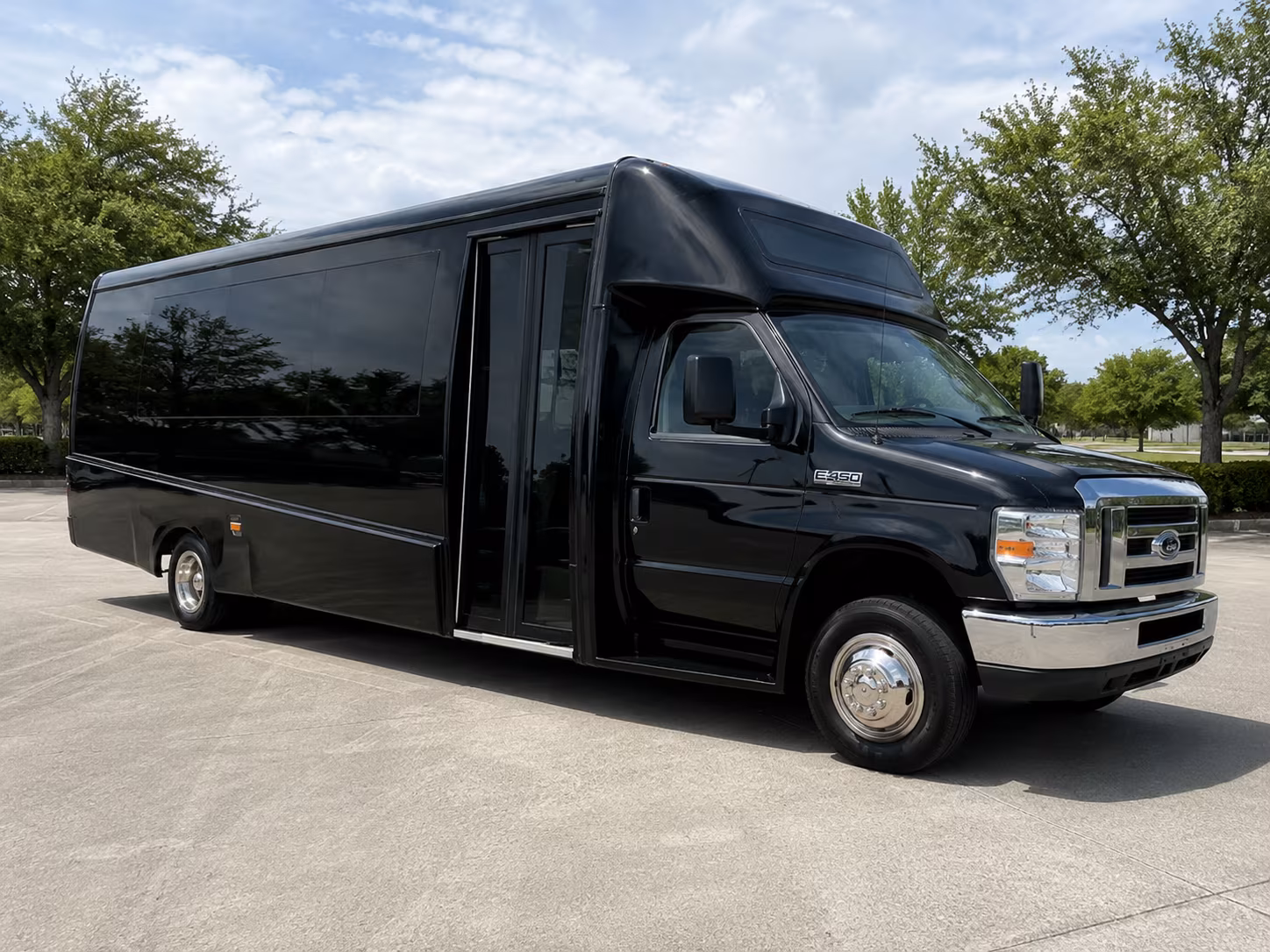 thousand oaks charter buses for concerts and shows