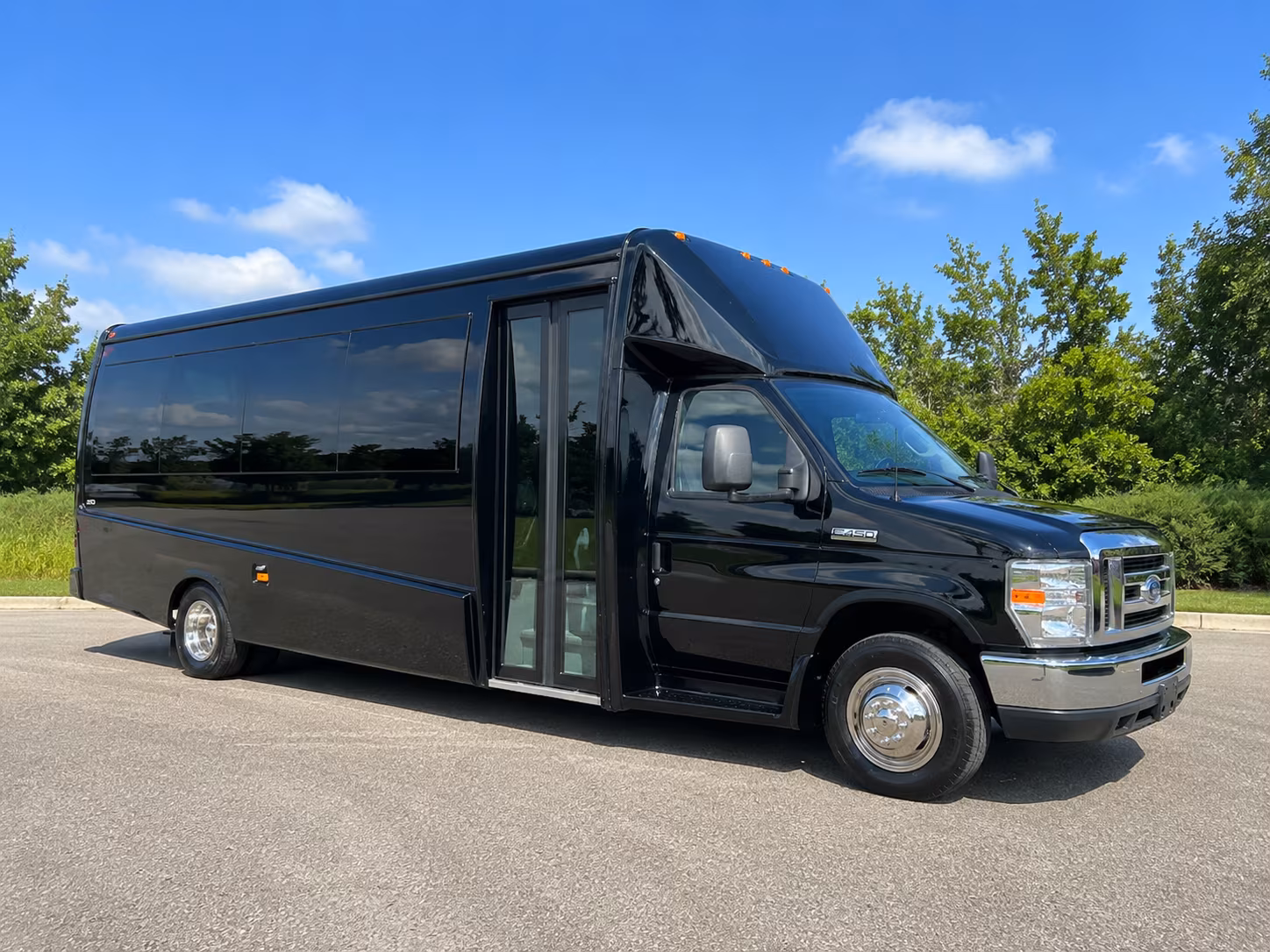 thousand oaks creating a smoother workday with thousand oaks employee shuttles