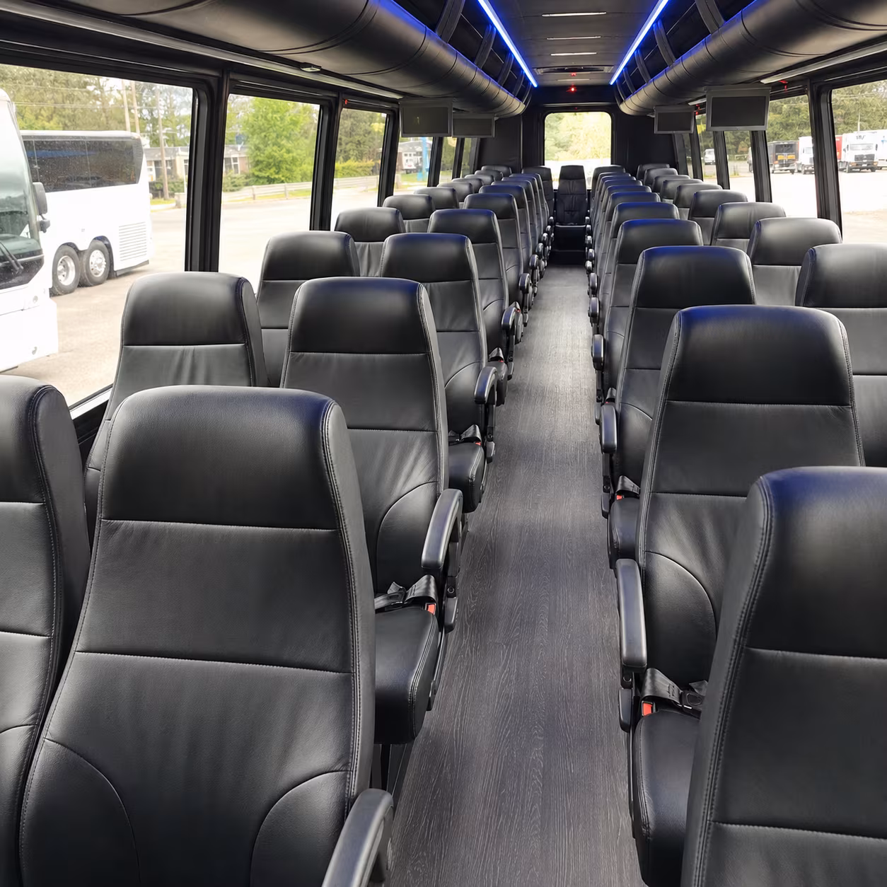thousand oaks private event shuttle bus rentals in thousand oaks