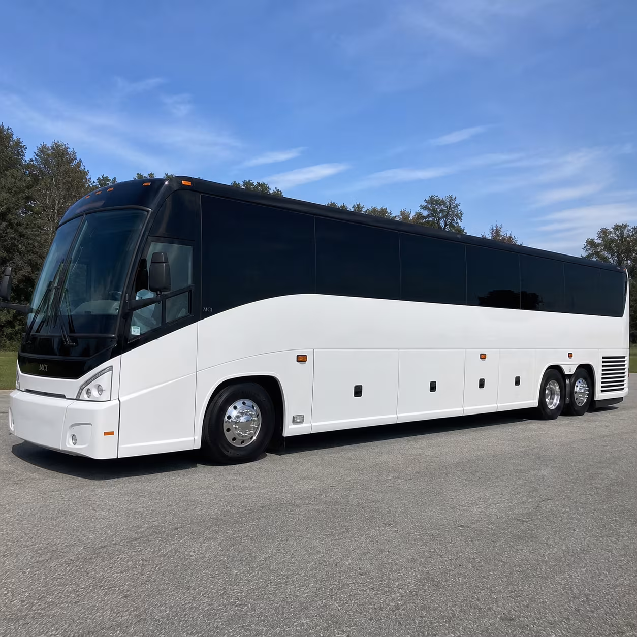 thousand oaks rent a long distance charter bus in thousand oaks