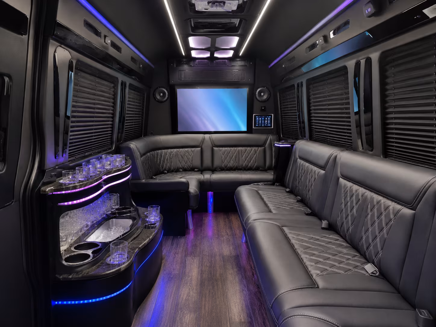 we make it easy to find the right bus size for your prom group